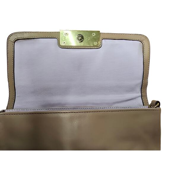 AUTHENTIC NEW WITH TAGS COACH LEATHER KRISTEN WRISTLET PURSE WITH GOLD HARDWARE - Picture 5 of 8